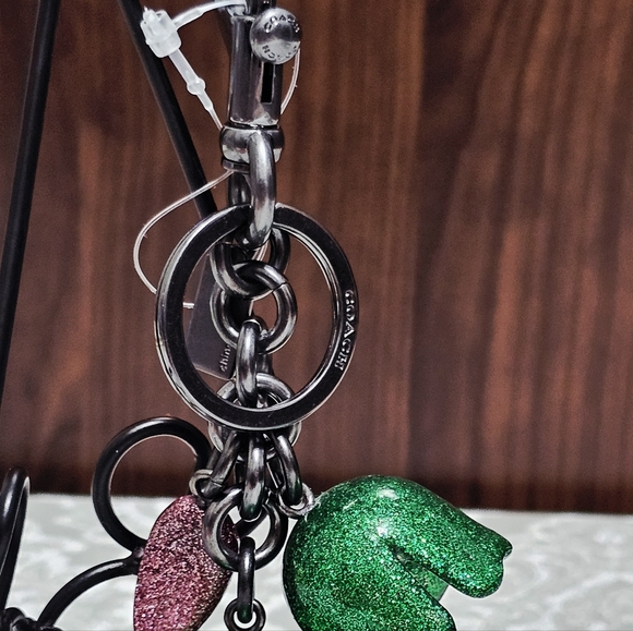 Coach Glitter Resin Tea Rose Bag Charm Keychain Green Pink F58514 - Picture 9 of 9